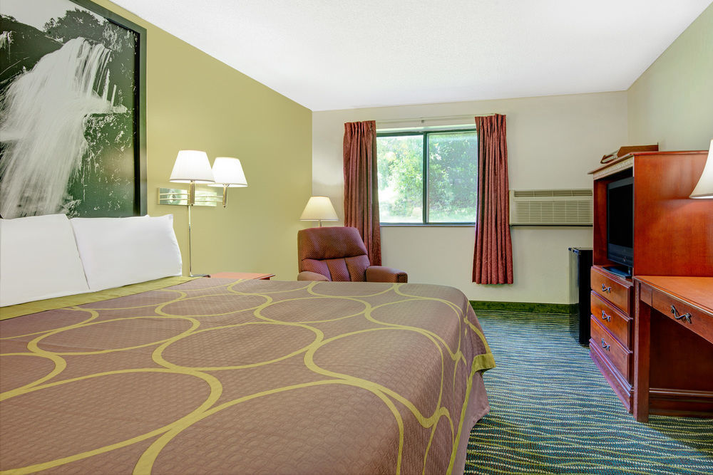 Super 8 By Wyndham Independence Kansas City Exterior foto